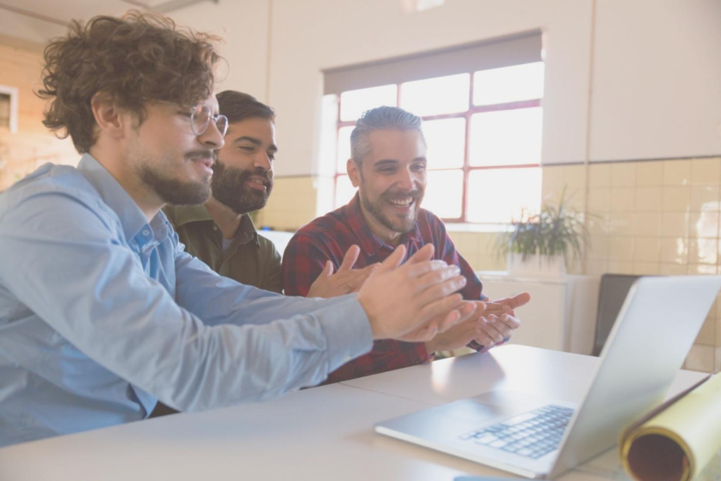 Tableau de bord financier avec indicateurs de performance