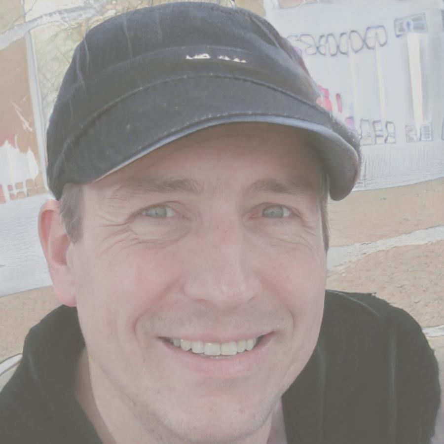 Portrait de Matéo Vigneron, formateur en finance